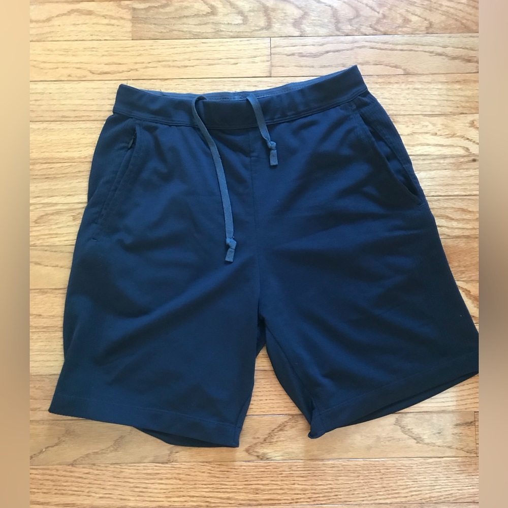 Men’s UNIGLO Shorts Size S